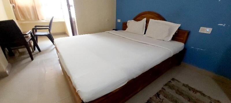 Spot On 80624 Hotel Niladri Complex Puri Esterno foto